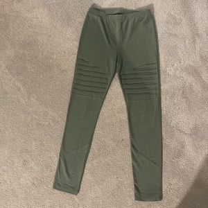 Kids Olive green moto leggings with small ruffles on thigh